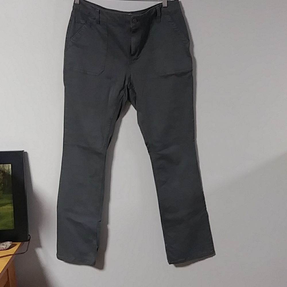 Sonoma, size 16, slimboot pants